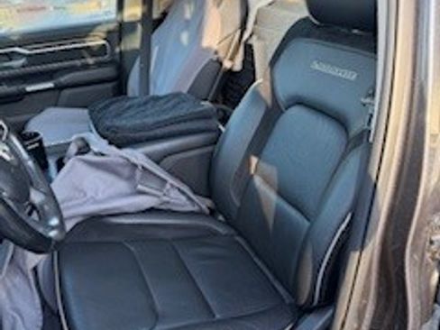 Used 2019 RAM 1500 Laramie image 12