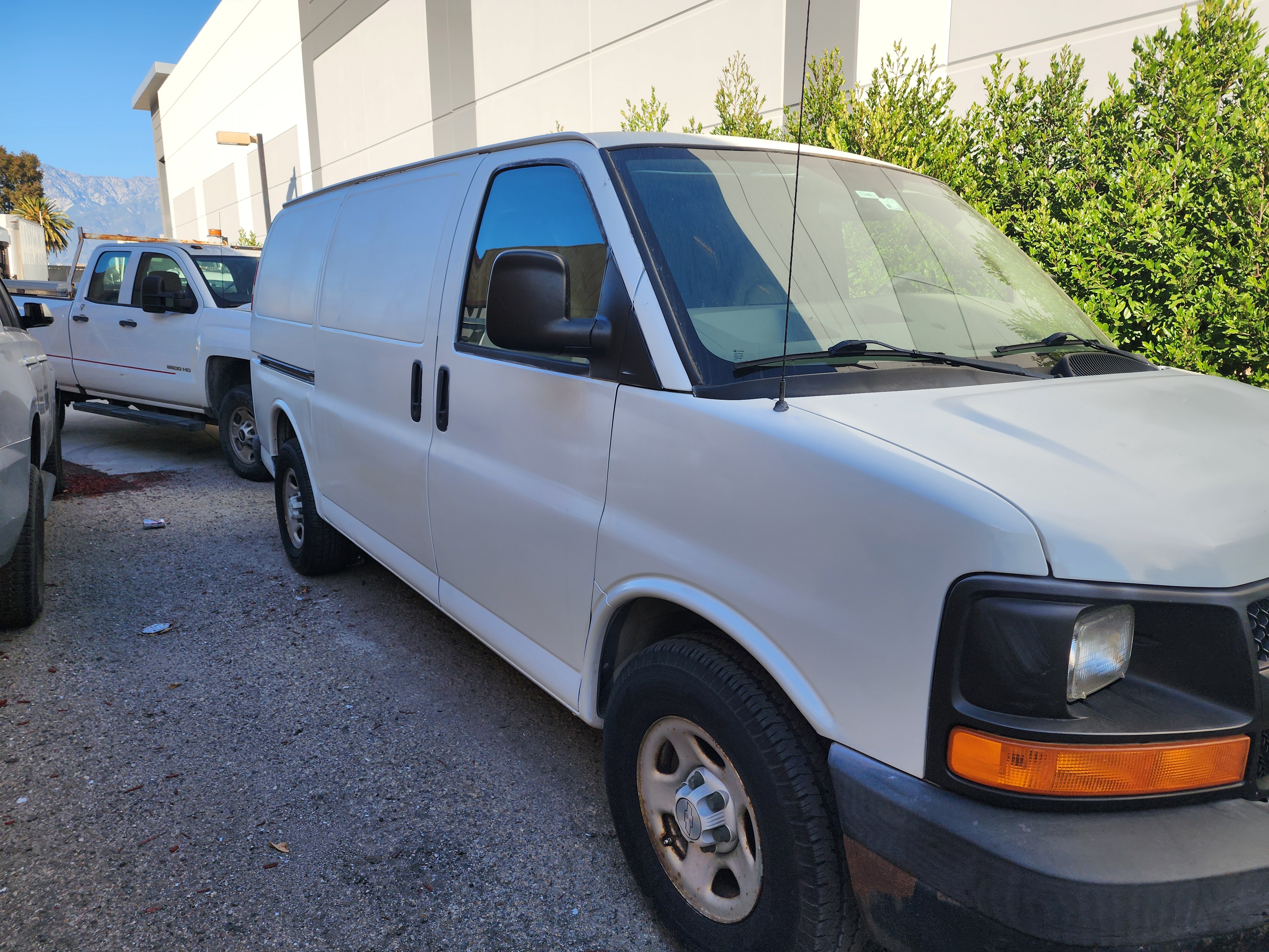 Used 2008 Chevrolet Express 1500 RWD image 1