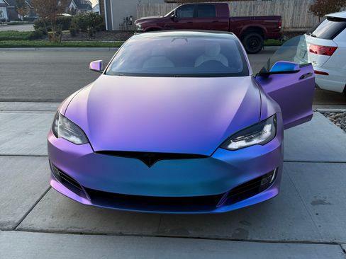 Used 2018 Tesla Model S 75D image 22