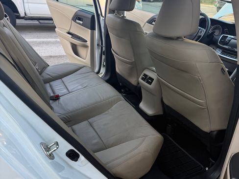 Used 2015 Honda Accord EX-L image 16