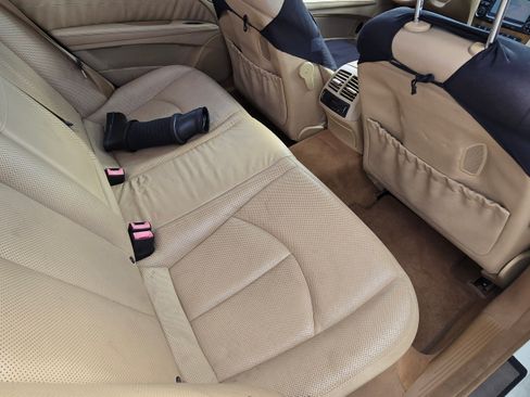 Used 2007 Mercedes-Benz E 550 Sedan image 13