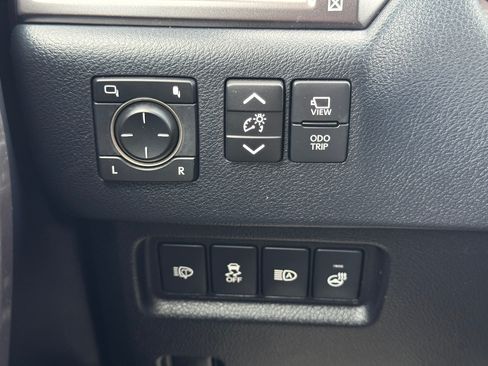 Used 2023 Lexus GX 460 w/ Black Line Special Edition AWD/4WD image 25