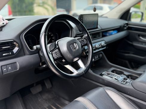 Used 2024 Honda Pilot EX-L image 6