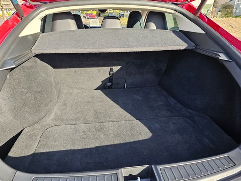 Used 2015 Tesla Model S 85D image 11