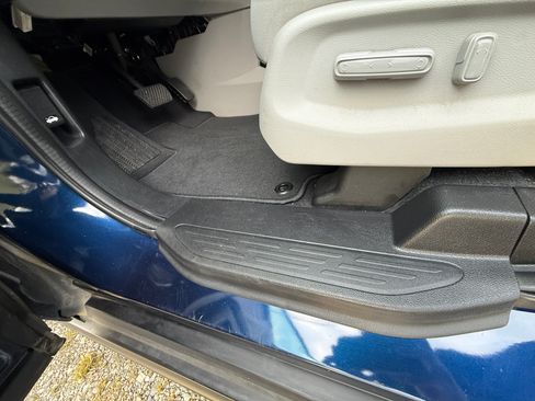 Used 2018 Honda Odyssey LX image 21