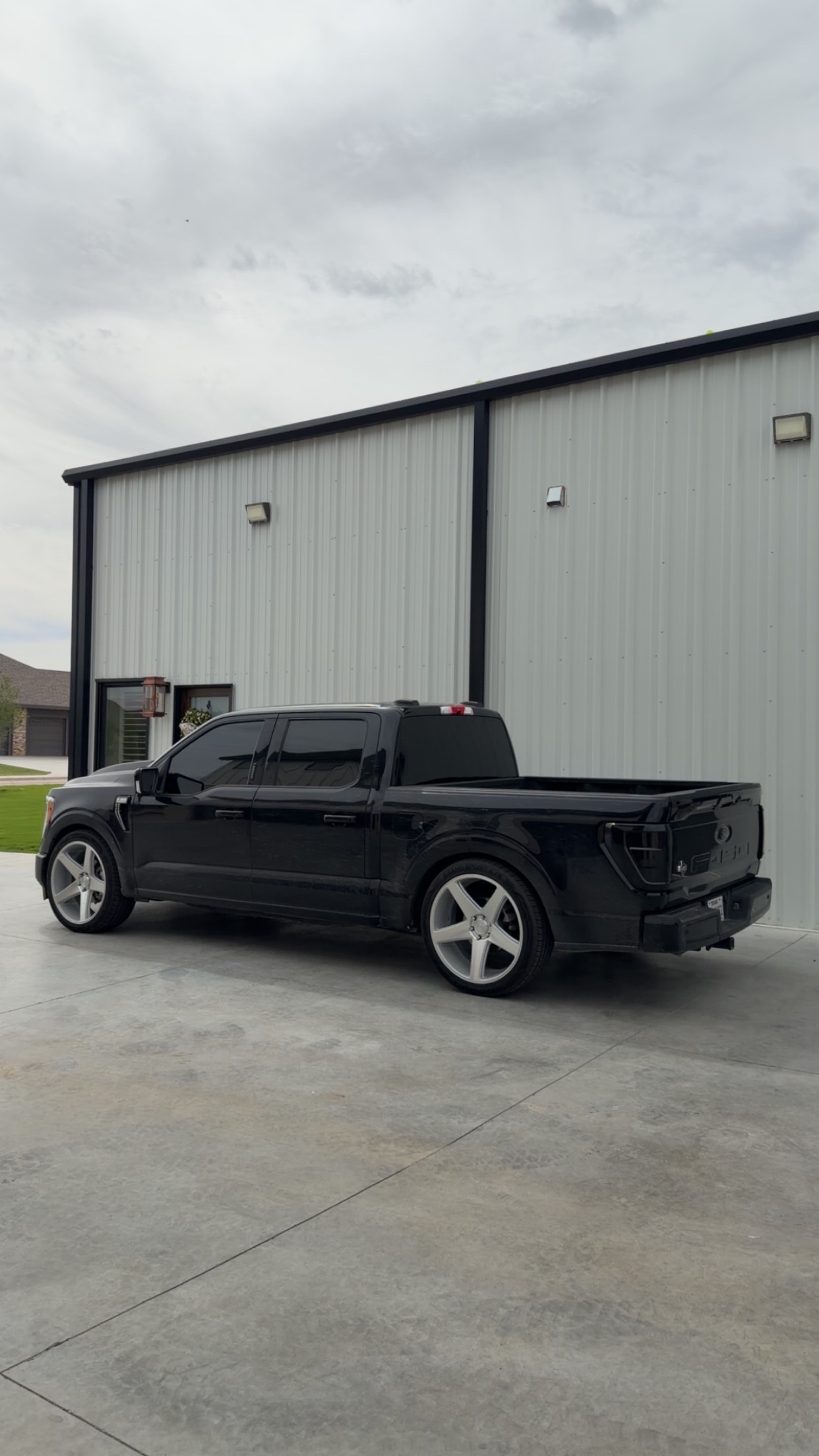 Used 2021 Ford F150 XLT w/ Equipment Group 302A High AWD/4WD image 6