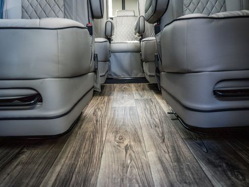 Used 2022 Mercedes-Benz Sprinter 2500 image 16