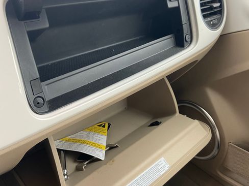 Used 2014 Volkswagen Beetle 2.5 image 10