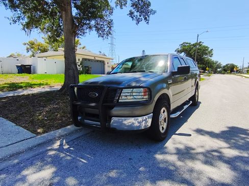 Used 2004 Ford F150 XLT image 4