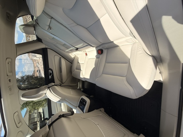 Used 2026 Volvo XC60 B5 Ultra AWD/4WD image 18