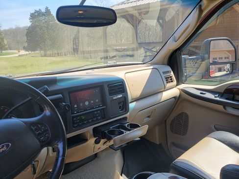 Used 2005 Ford Excursion Eddie Bauer image 12