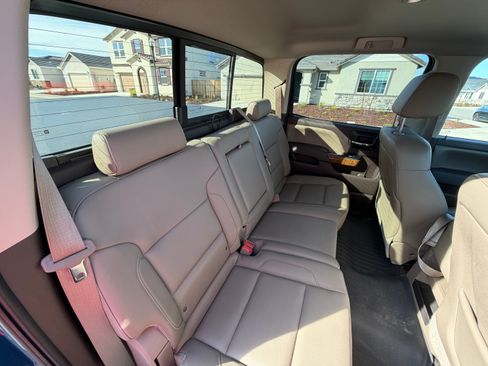 Used 2015 GMC Sierra 1500 SLT w/ SLT Crew Cab Value Package image 10