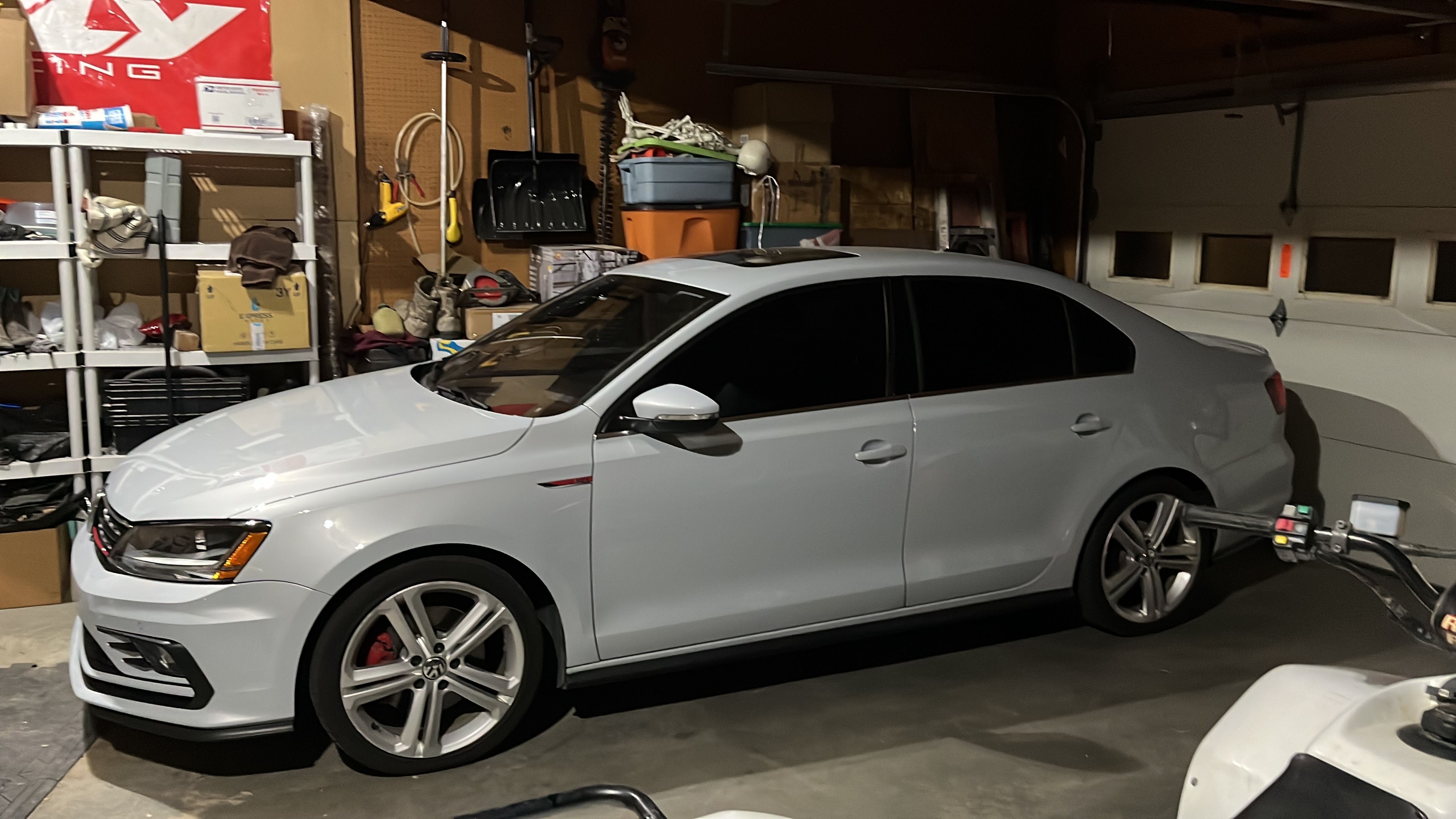 Used 2017 Volkswagen Jetta GLI FWD image 6