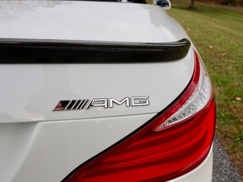 Used 2013 Mercedes-Benz SL 63 AMG image 23