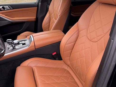 Used 2023 BMW X5 xDrive40i w/ Executive Package image 10