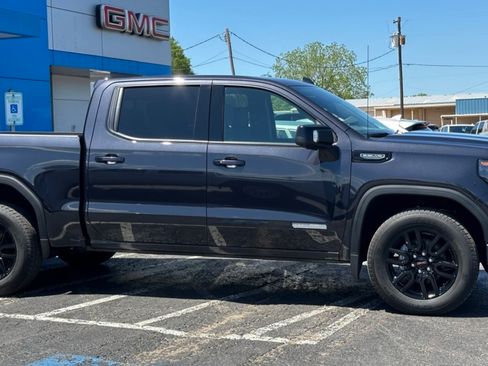 Used 2023 GMC Sierra 1500 Elevation w/ Elevation Premium Package image 5