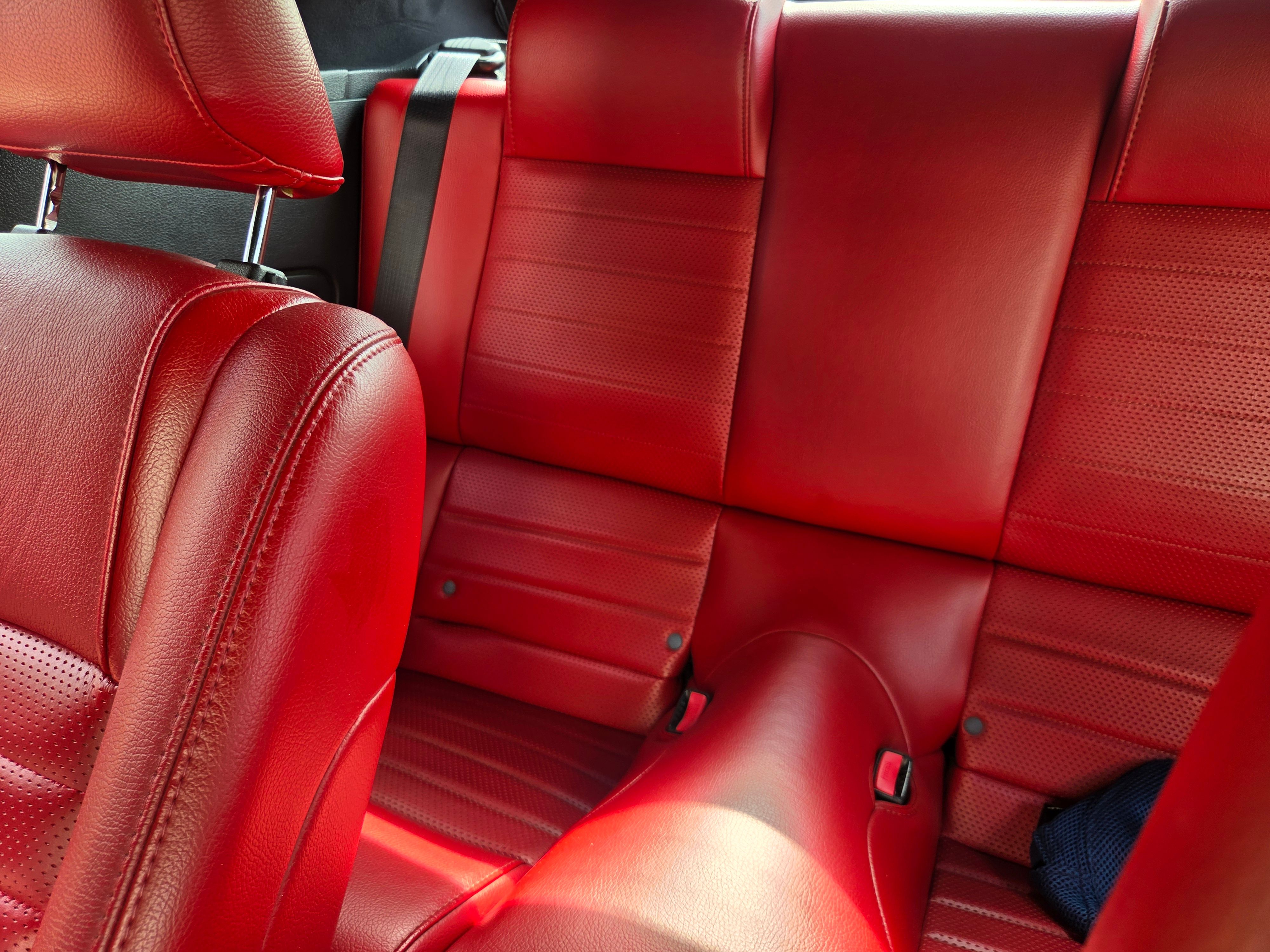Used 2006 Ford Mustang GT Premium RWD image 11