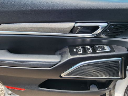 Used 2022 Kia Telluride SX w/ SX Prestige Package image 19