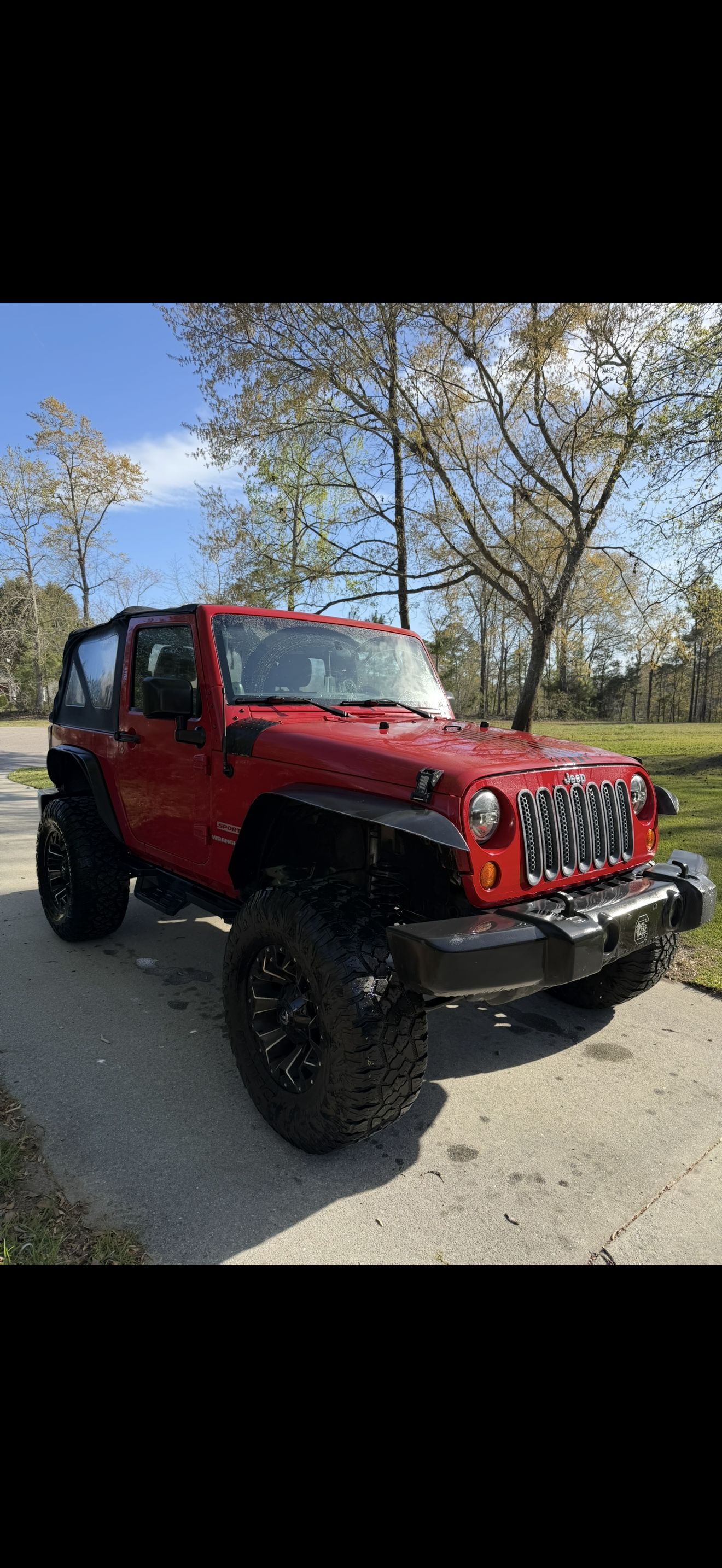 Used 2011 Jeep Wrangler Sport AWD/4WD image 2