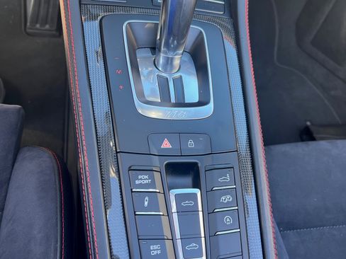 Used 2021 Porsche 718 Boxster Spyder image 27