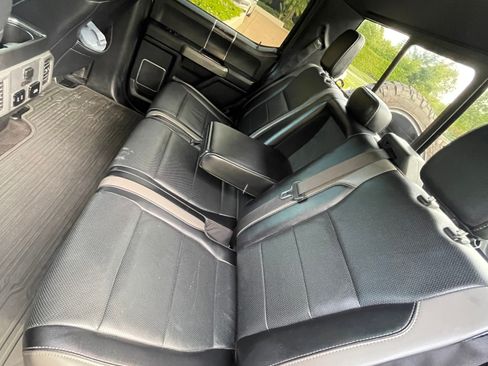 Used 2017 Ford F150 Raptor image 11