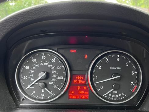 Used 2008 BMW 328i Wagon RWD image 8