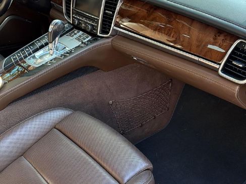 Used 2015 Porsche Panamera Turbo Sedan 4D image 11