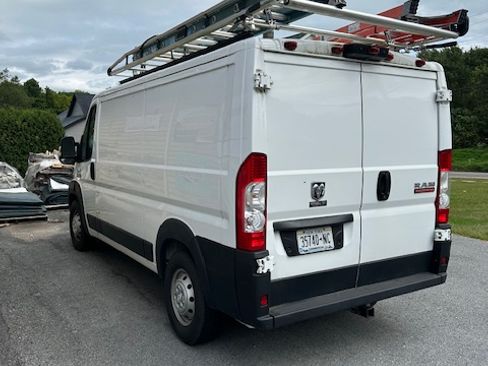 Used 2021 RAM ProMaster 2500 image 1