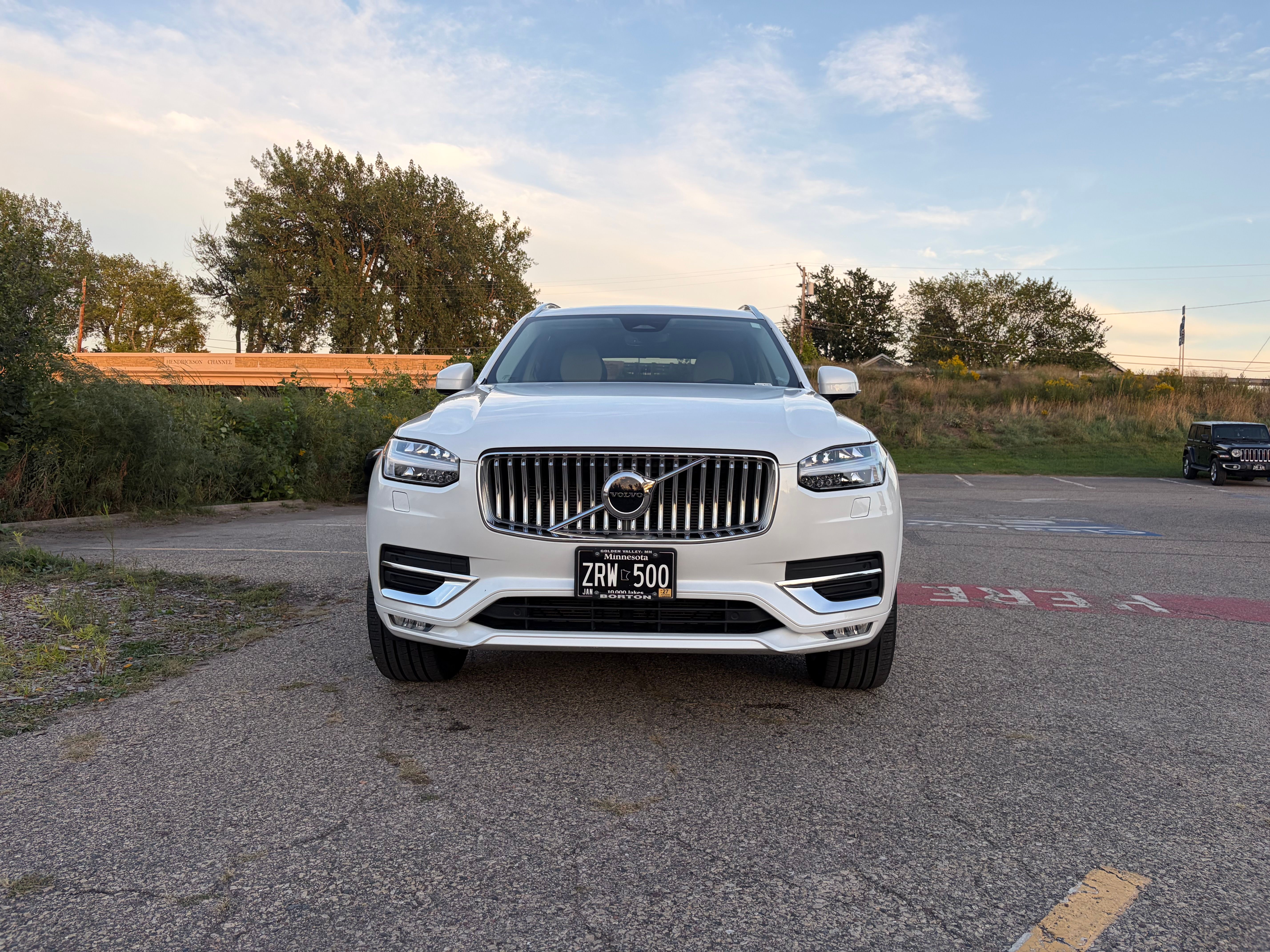 Used 2025 Volvo XC90 B5 Core w/ Protection Package Premier AWD/4WD image 15
