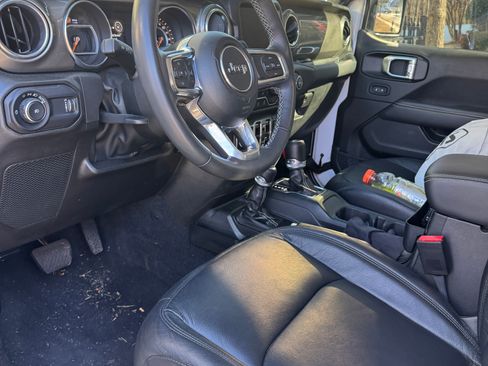 Used 2023 Jeep Wrangler Unlimited Sahara w/ LED Lighting Group image 12