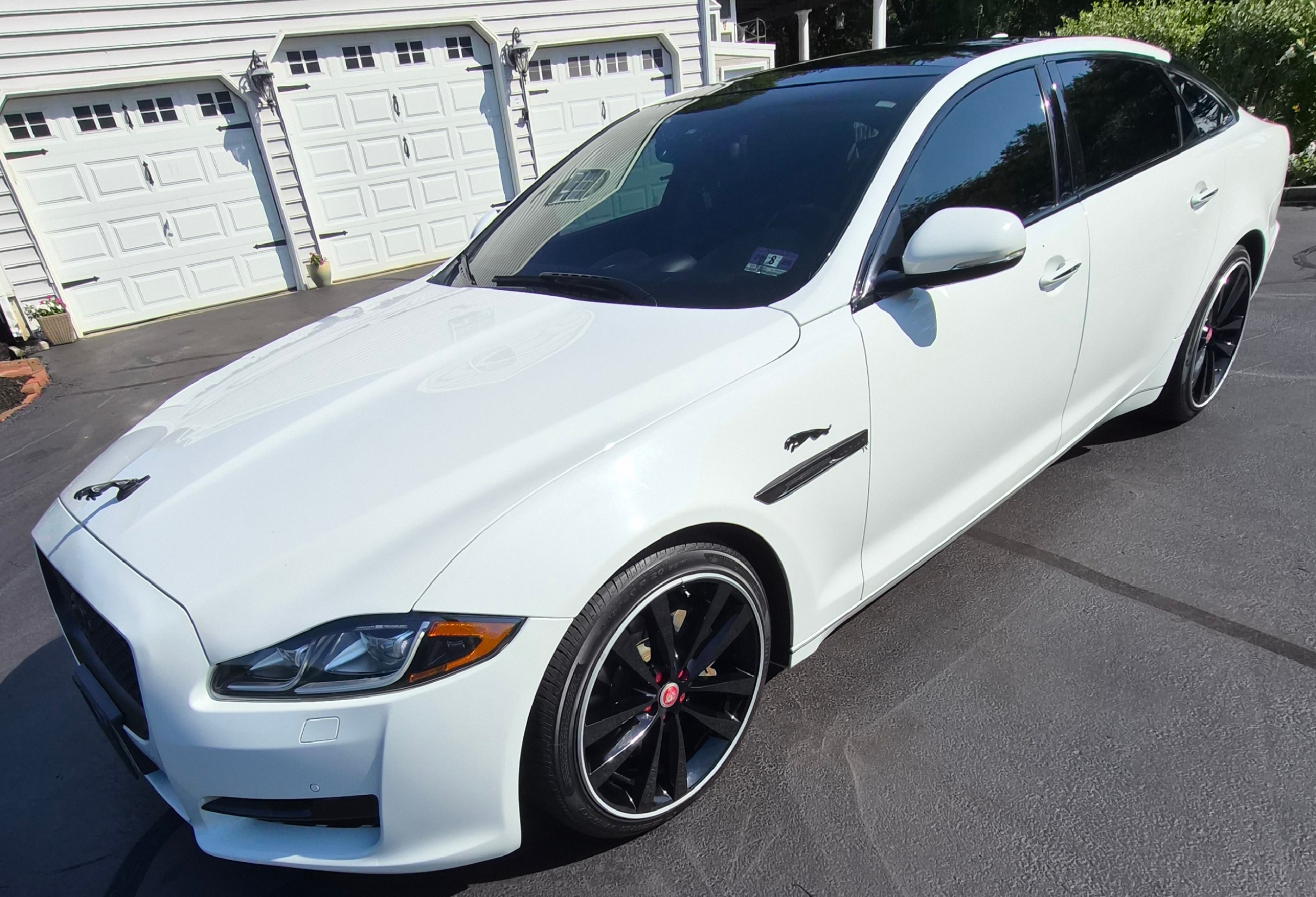 Used 2017 Jaguar XJ L Portfolio AWD/4WD image 6