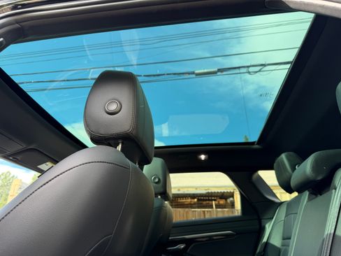 Used 2020 Land Rover Range Rover Evoque S image 17