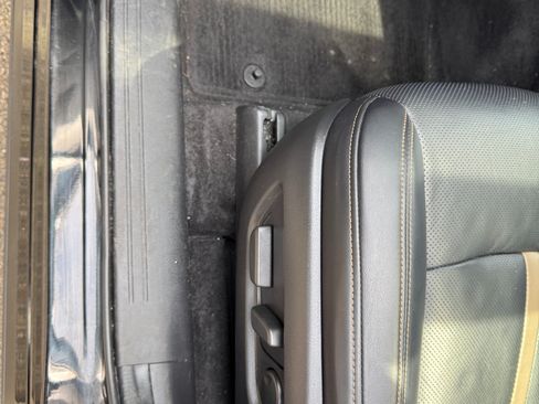 Used 2025 MAZDA CX-70 3.3 Turbo S w/ Premium Package image 22