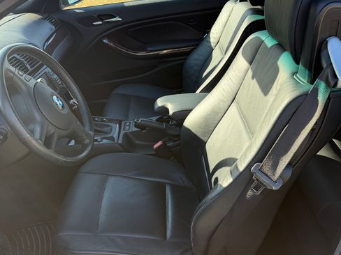 Used 2004 BMW 330Ci Convertible image 12