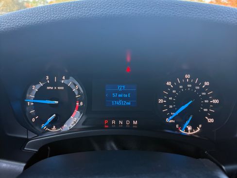 Used 2017 Ford Expedition XL image 12