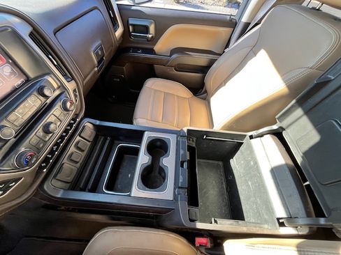 Used 2018 GMC Sierra 2500 Denali w/ Duramax Plus Package image 25