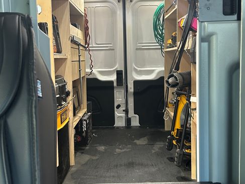 Used 2022 Ford E-Transit Medium Roof w/ Parcel Delivery Package image 10