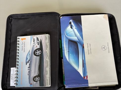 Used 2005 Mercedes-Benz CLK 320 Coupe image 22