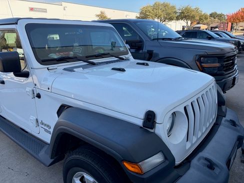 Used 2020 Jeep Wrangler Unlimited Sport S image 1