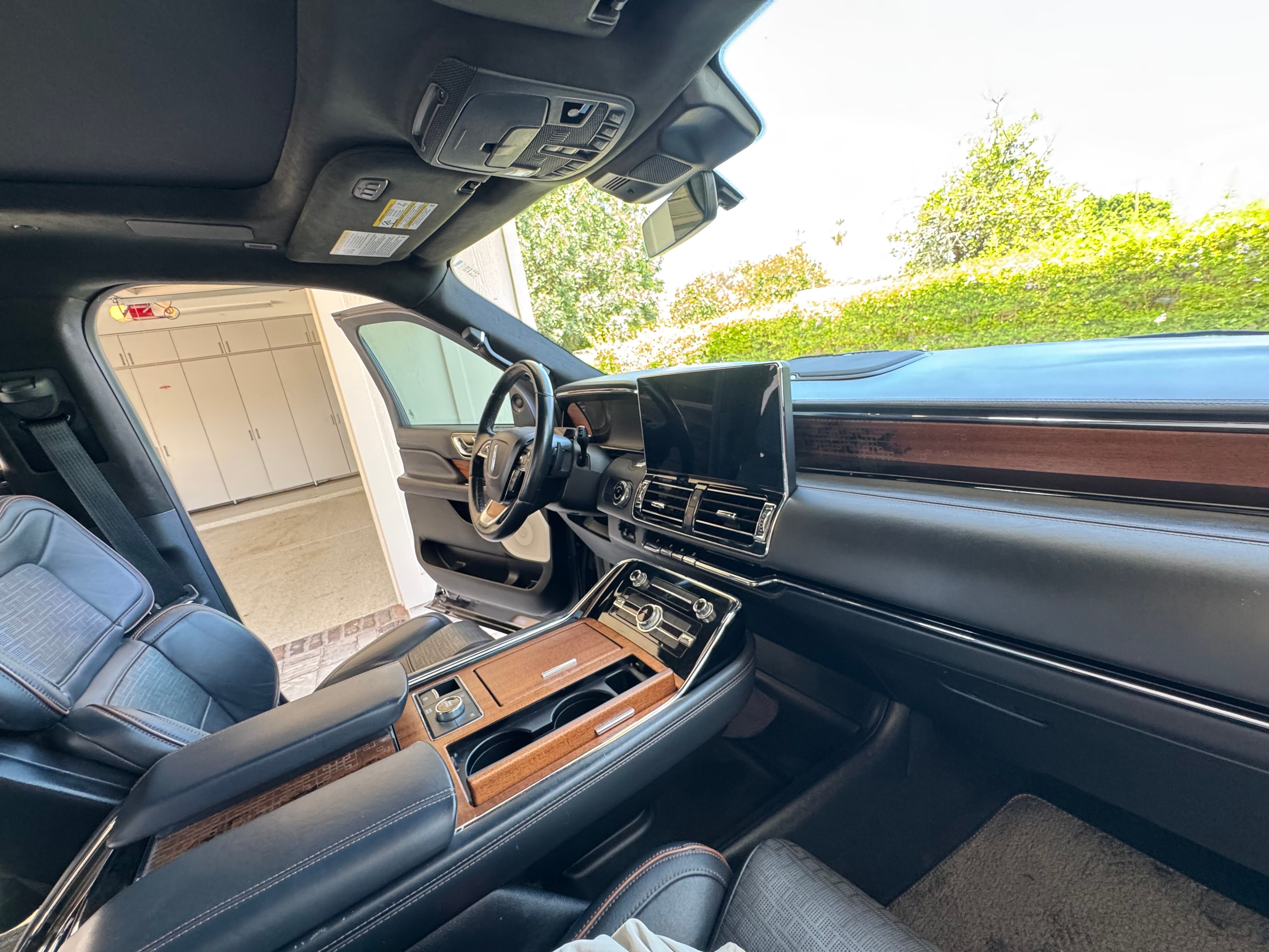 Used 2022 Lincoln Navigator Black Label AWD/4WD image 8