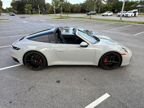 Used 2024 Porsche 911 Targa 4S AWD/4WD image 9