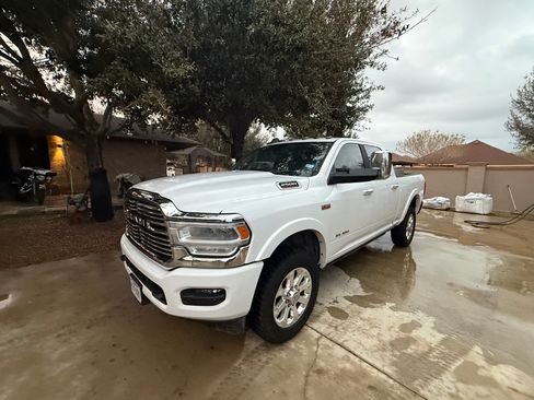 Used 2022 RAM 2500 Laramie image 1