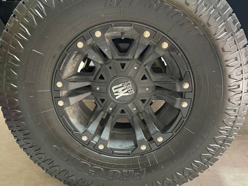 Used 2016 Jeep Wrangler Unlimited Rubicon w/ Connectivity Group AWD/4WD image 21