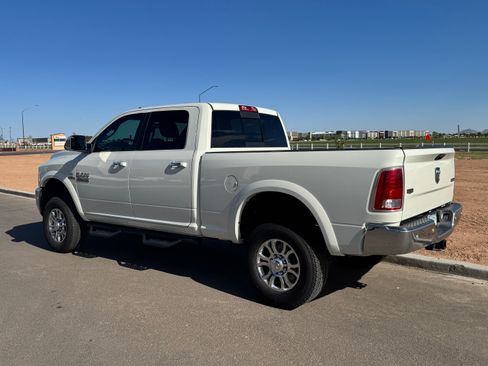 Used 2018 RAM 2500 Laramie w/ Off Road Package image 27