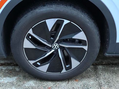 Used 2022 Volkswagen ID.4 Pro image 14