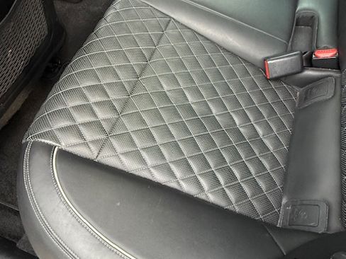 Used 2019 Genesis G70 2.0T Advanced w/ Sport Package image 14