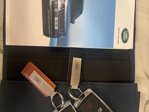 Used 2019 Land Rover Range Rover HSE image 16