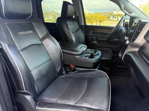 Used 2024 RAM 2500 Laramie image 21