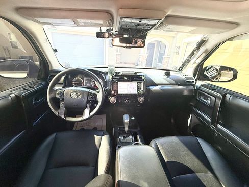 Used 2021 Toyota 4Runner TRD Off-Road Premium w/ Moonroof Package AWD/4WD image 8