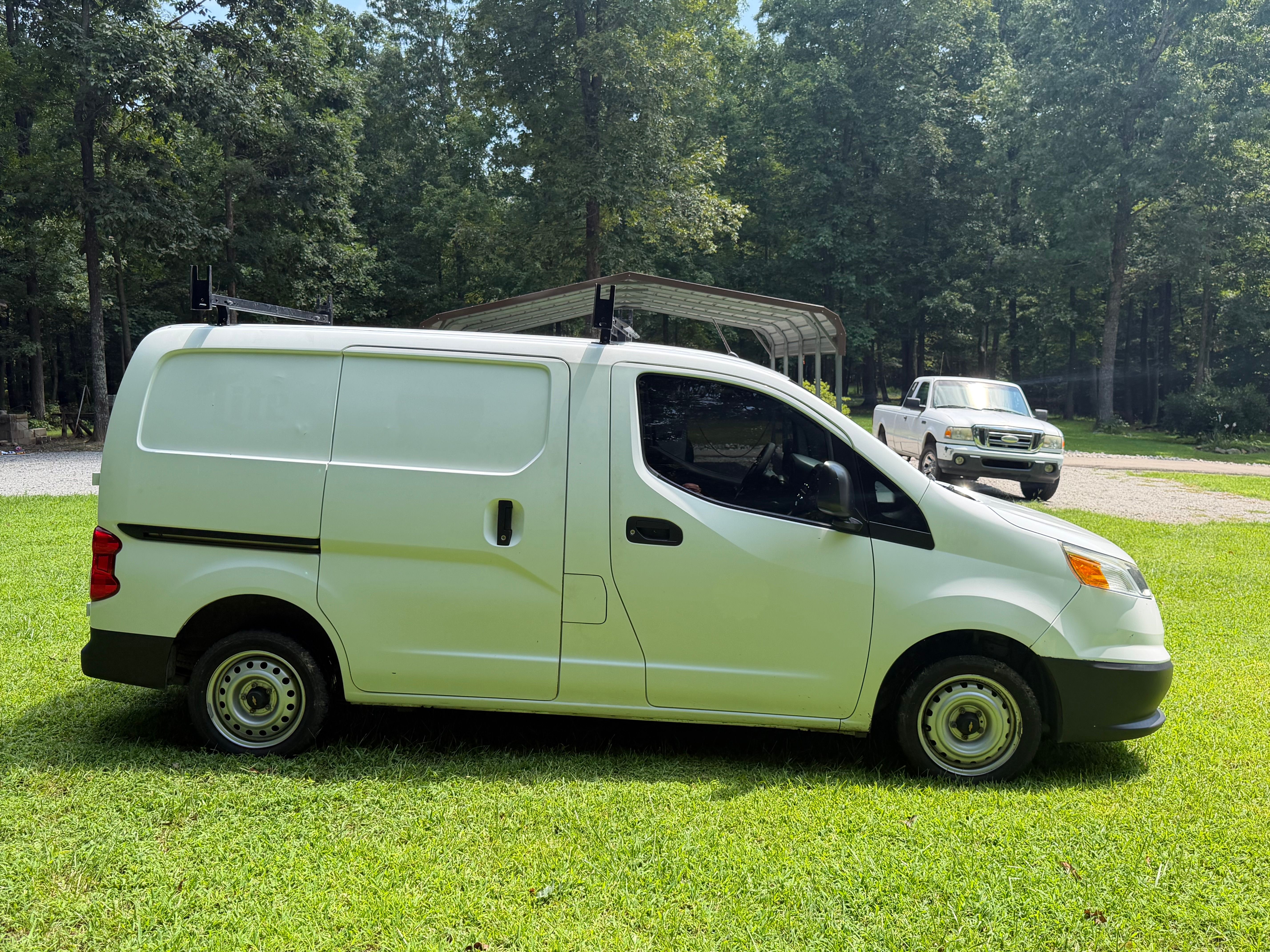 Used 2018 Chevrolet City Express LS FWD image 2